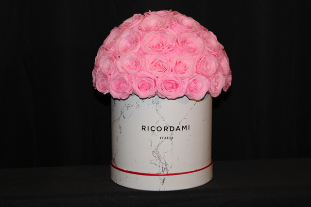 Small pink roses · white base